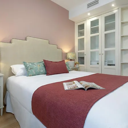 Genteel Paseo De La Victoria Apartment Cordoba