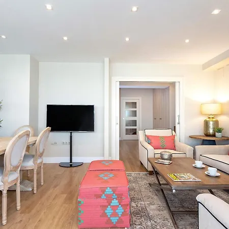 Genteel Paseo De La Victoria Apartamento Córdova