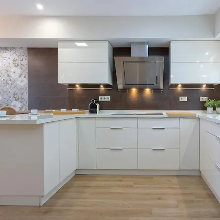 Apartamento Genteel Paseo De La Victoria *